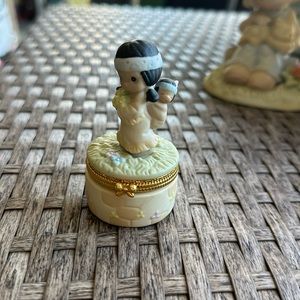 Precious moments, Inc.